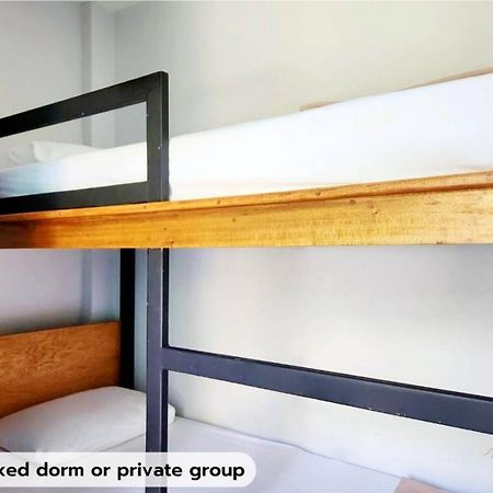 Theppahrak Hostel Khaolak Khao Lak Exteriör bild