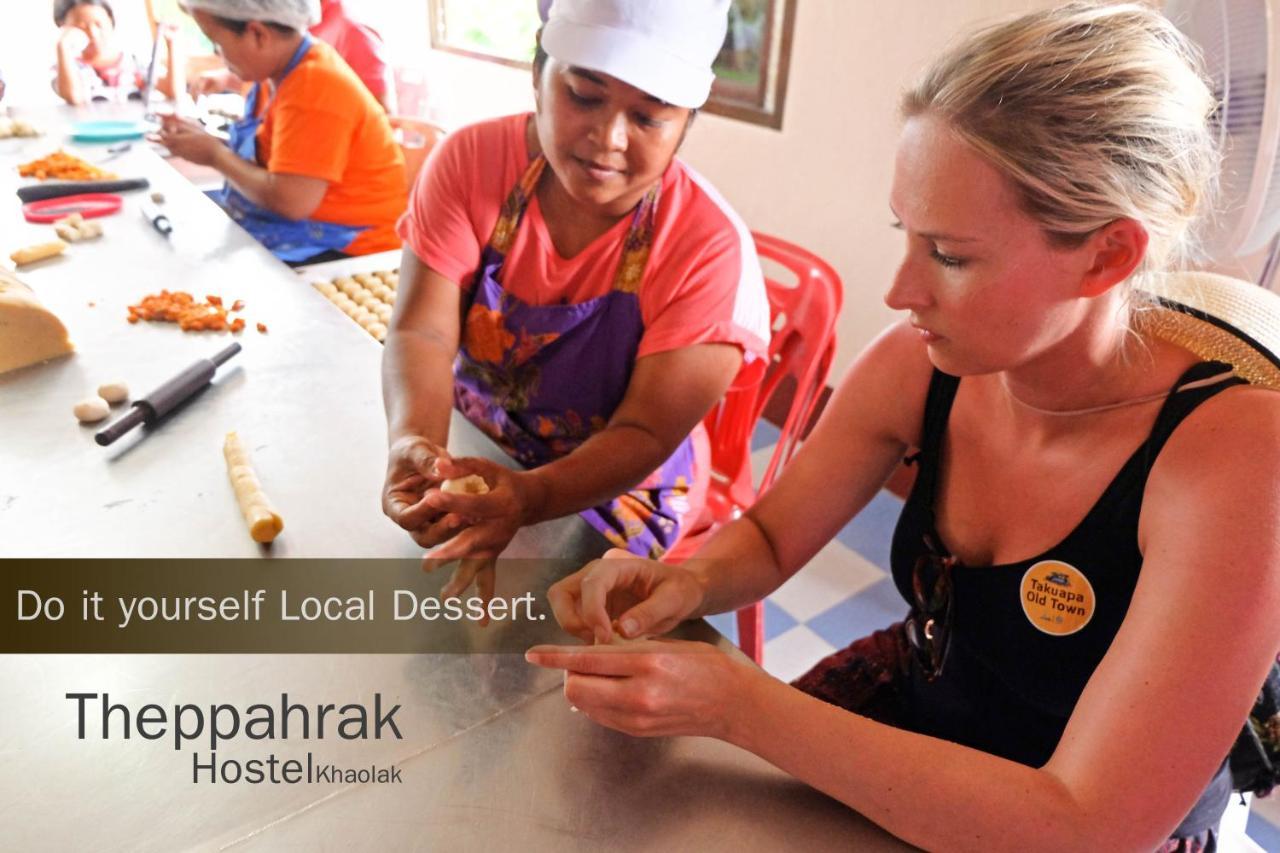 Theppahrak Hostel Khaolak Khao Lak Exteriör bild